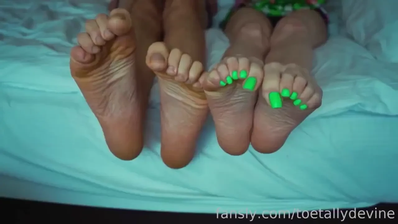 Male amp female bisexual feet joi 