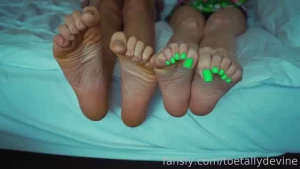 Male amp female bisexual feet joi