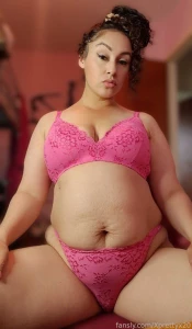 Pretty in pink part 907