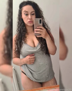 Pretty selfies subscribe to see me undressed part 1