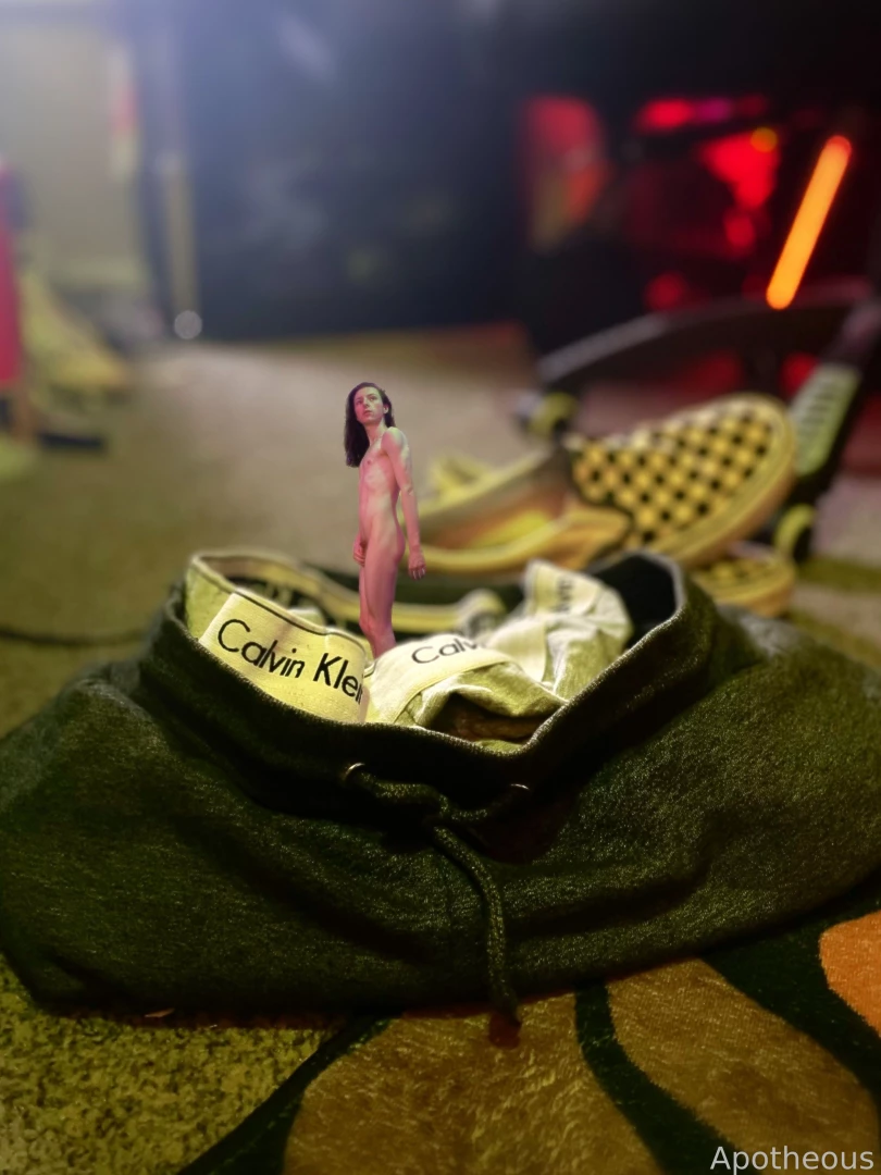 Micro-may commission for myself shrinking out of my clothes 