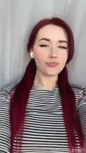 Do you want to see your favorite redhead girl in action goodgirl