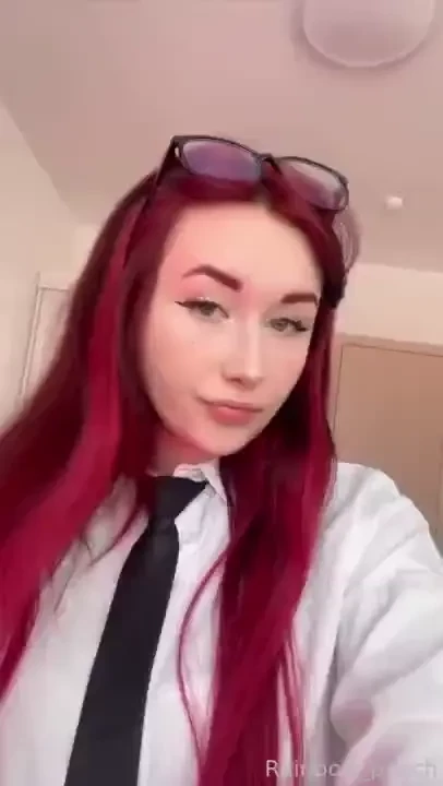 So who here is sitting on fansly and not watching my content maybe i 