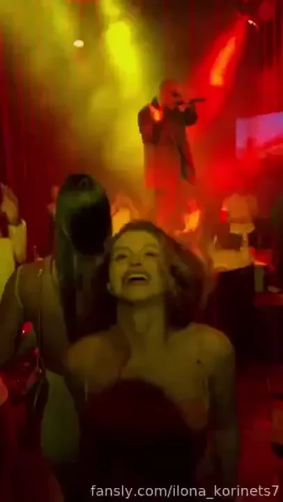 Partin party parting selfie ass tits pussy travel vacation sexygirl 