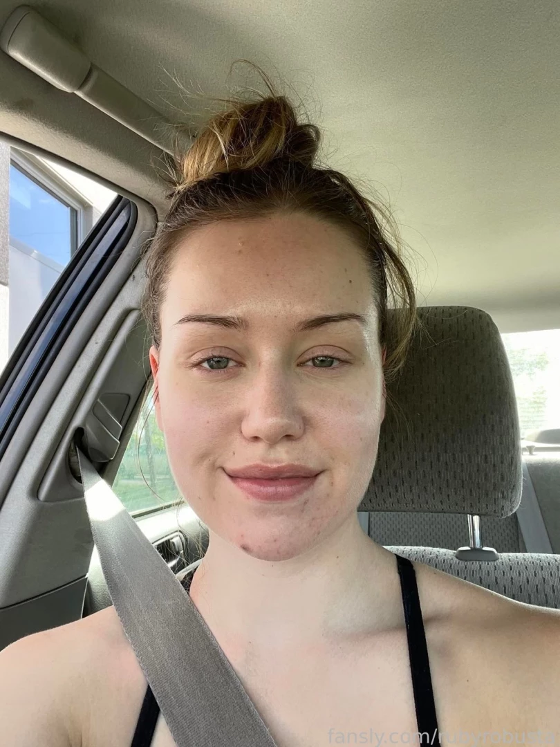 Do you like a natural face gal with no botox or fillers natural 