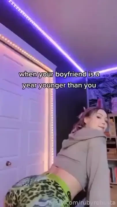 Young man fyp twerk twerking young booty pawg blonde skinny curvy 