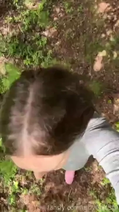 I got a new phone yaaaayyuhh fyp outdoors public brunette ass bigass 