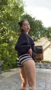 Do my lil dance fyp dance cute young curvy brunette girlnextdoor