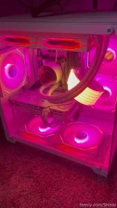 For those that wanted to see the new pc ps yes that was my cat meowing