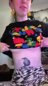 Photodump of 55 images and a little clip 3 some giantess and size part 22