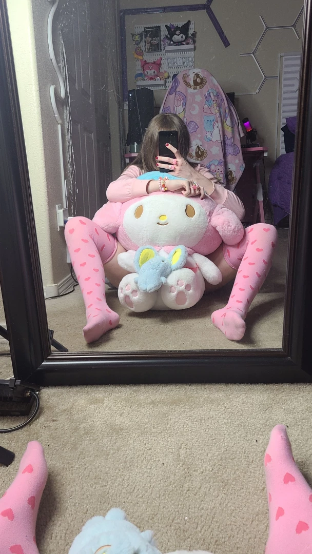 Hello kitty is so cutsey on me part 12 