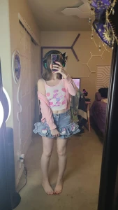 Who wants to see me in my new outfit tonight part 1