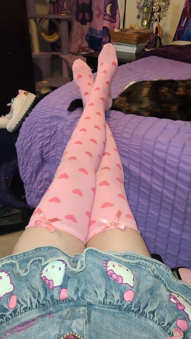 Who wants to see me in my new outfit tonight 