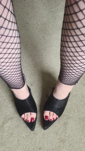 Let s play little game okay the rules are very simple all you need to part 19