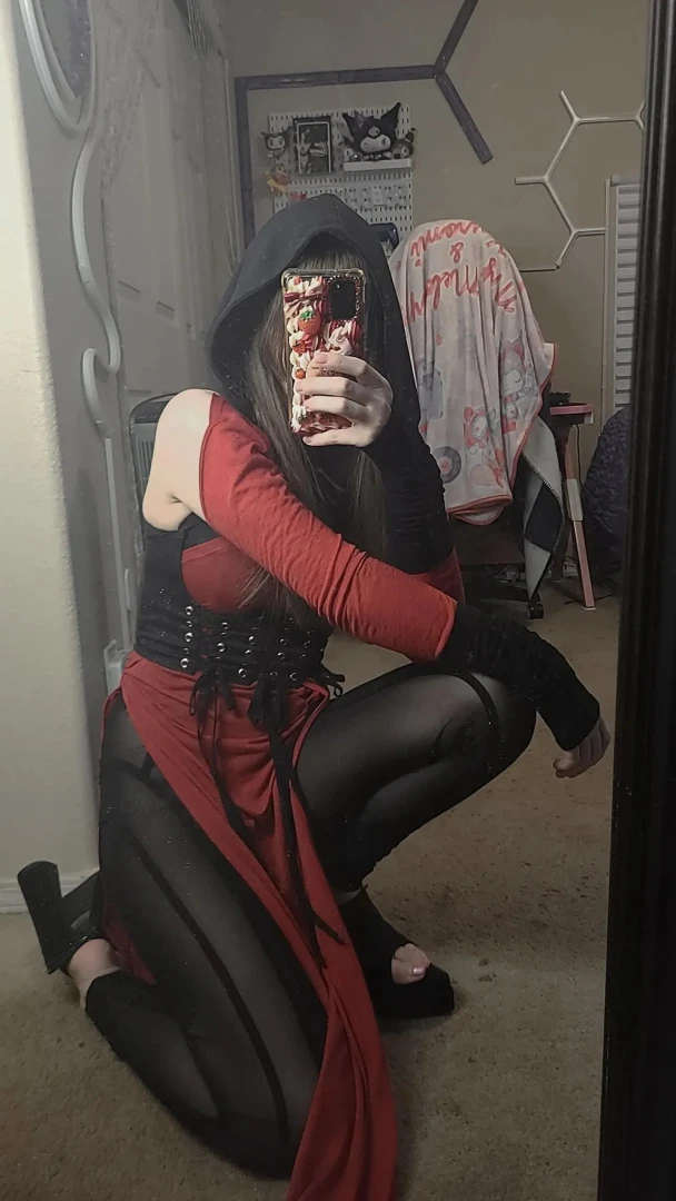 Would you guys be down to get off to me in my star wars inspired 