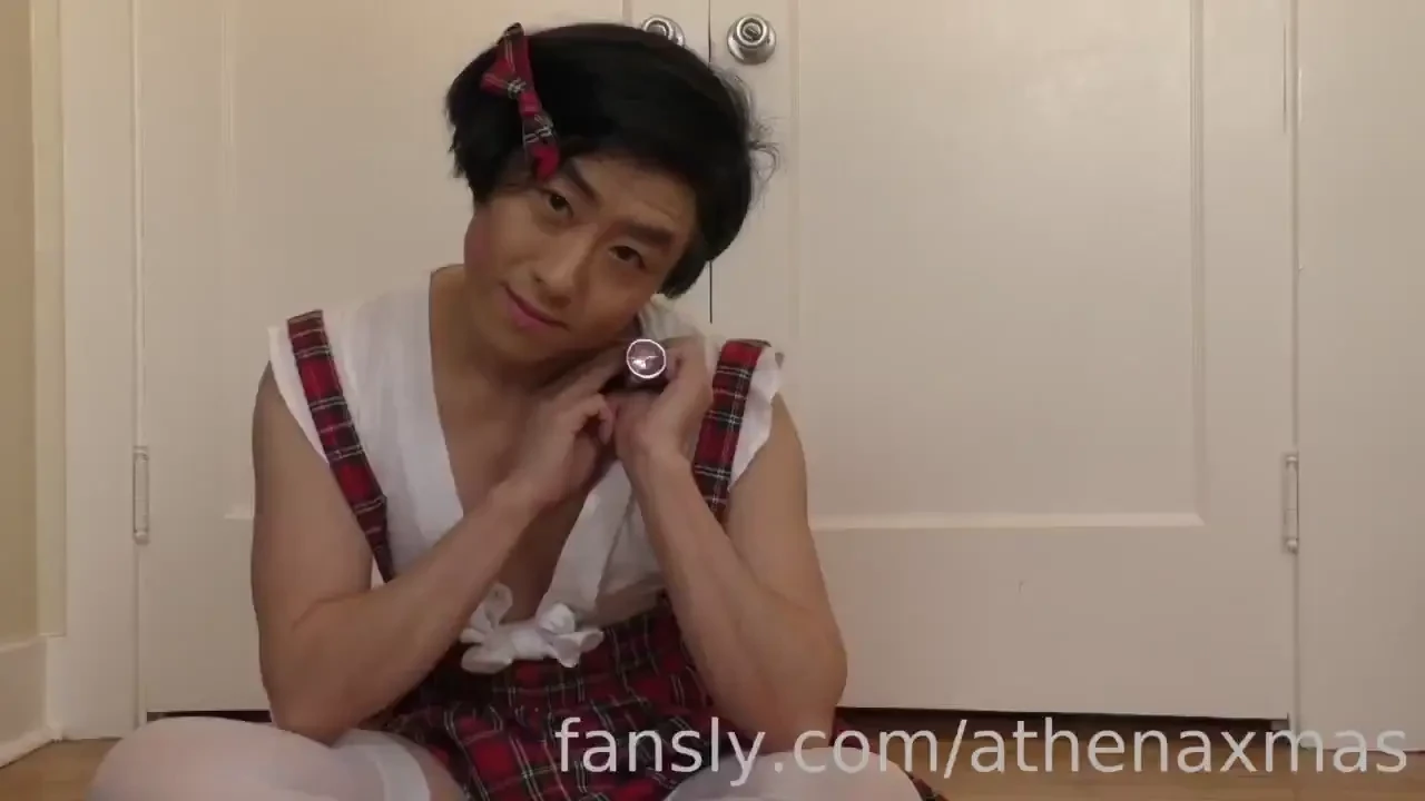 A worthy home for my cute pink plug 