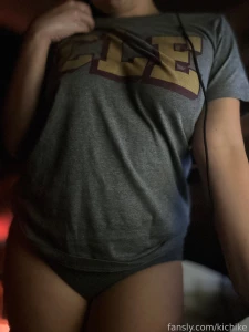 On or off naughty tier subs check your dms for the off hehe