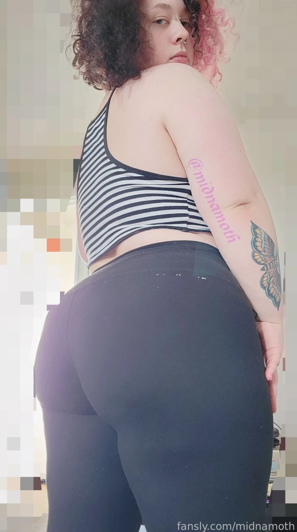 Are you into leggings or should i take em off tights leggings panties part 3 