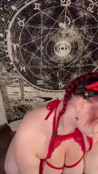 Kitten fucks herself set part 3 