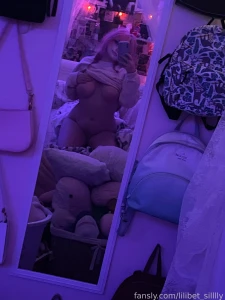 Been with family all november and december fml i wanna jerk off