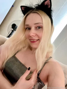 Me dreaming about being an actual catgirl catgirl waifu barelylegal part 1