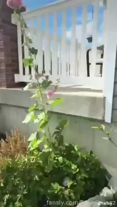 Just being goofy i love plants 