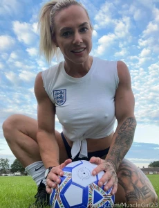 Tell me the football team you support below in the comments football
