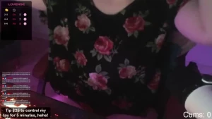 I am cumming so so much in this vod my toy was vibrating almost the