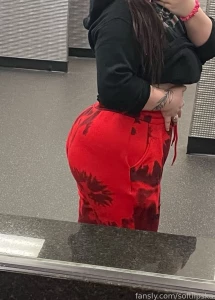 Who wants to dick both of these holes part 1