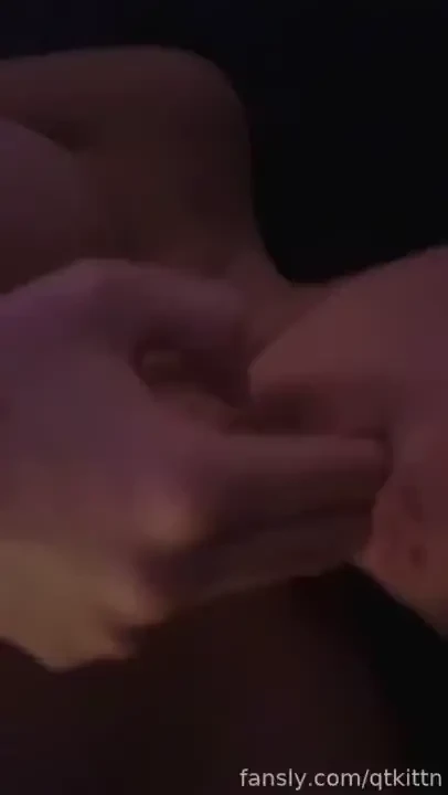 I m a little horny for u 