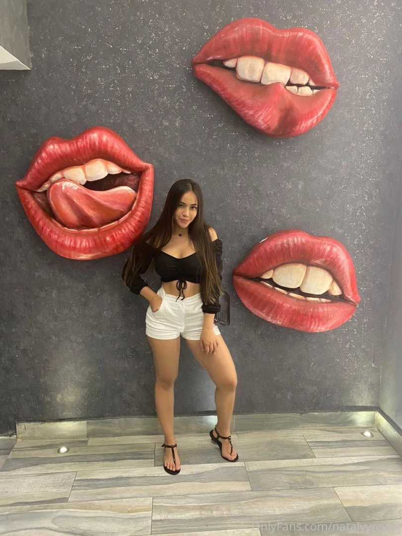 I am send you million kisses 