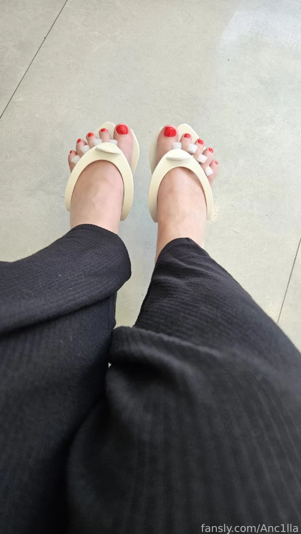 For the feet lovers got a pedicure today 