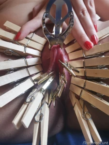 It s unbelievable how slow time passes when my pussy screams for