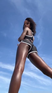 Squatting is my fave position i mean exercise fyp foryou foryoupage part 1