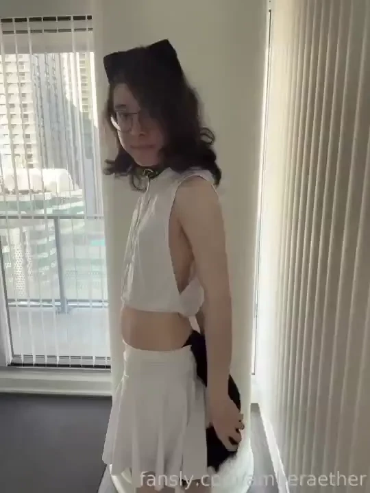 Would you like to rub my tail meow meow 3 master what you want to put 