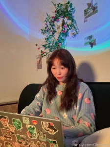 Warm cozy look and chat with you o o asian teen schoolgirl student