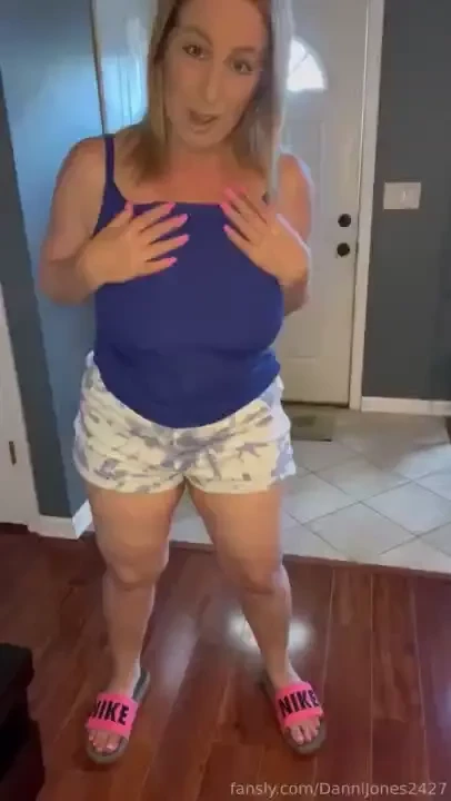 Some fun facts about me as i strip out of my clothes 