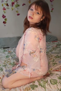 Swipe to see the original bra that came with this robe that definitely part 2