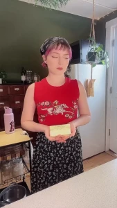 Slut kitchen episode 3 shortbread hi everyone welcome back to slut