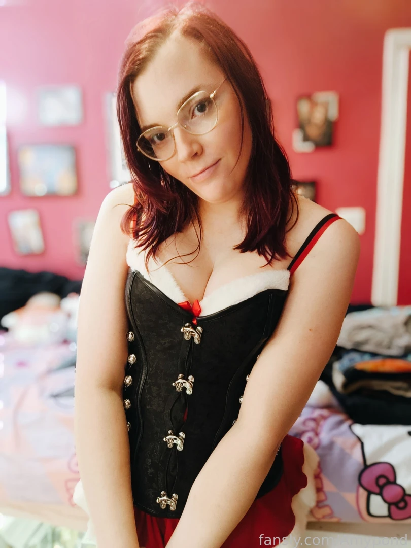 Christmas corset - your christmas eve eve treat trans mtf neovagina part 2 