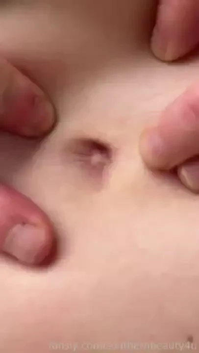 For those with belly button fetish fyp bellybutton bellybuttonfetish 