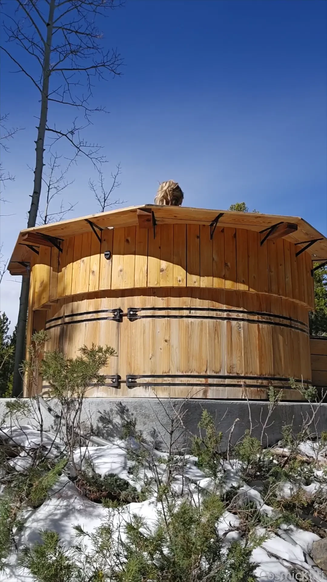 Ever find yourself in a hot tub and you have to pee well luckily at 