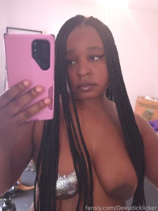 Hi all this is my new work room and space d i have internet installed part 4