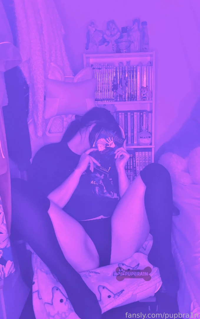 Pov you walk in on your shy roommate reading manga and she lets you part 3 