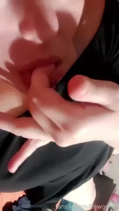 I ve been so fucking horny lately all i want is to feel my holes 