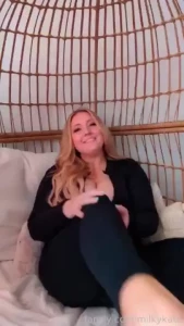 New joi teasing video feat black leggings amp neon green toes fyp joi