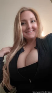 Milkykate cartits bigtits bigboobs 36gg hugeboobs hugetits singlemom