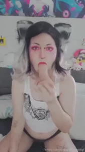 395824158702841856 part 1055