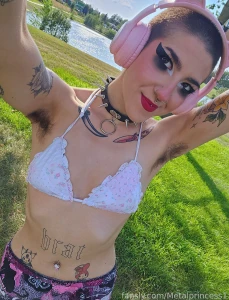 Join me for a sweaty jog and then clean me off with your tongue i ve