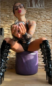 Ready to get lockedd up